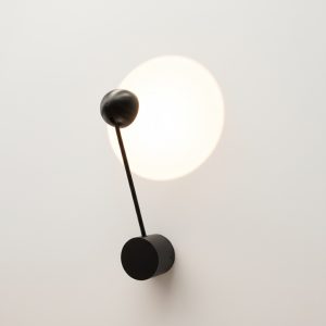عکس شاخص چراغ دیواری نور متمرکز تک لنز مدل W2452/1BBK